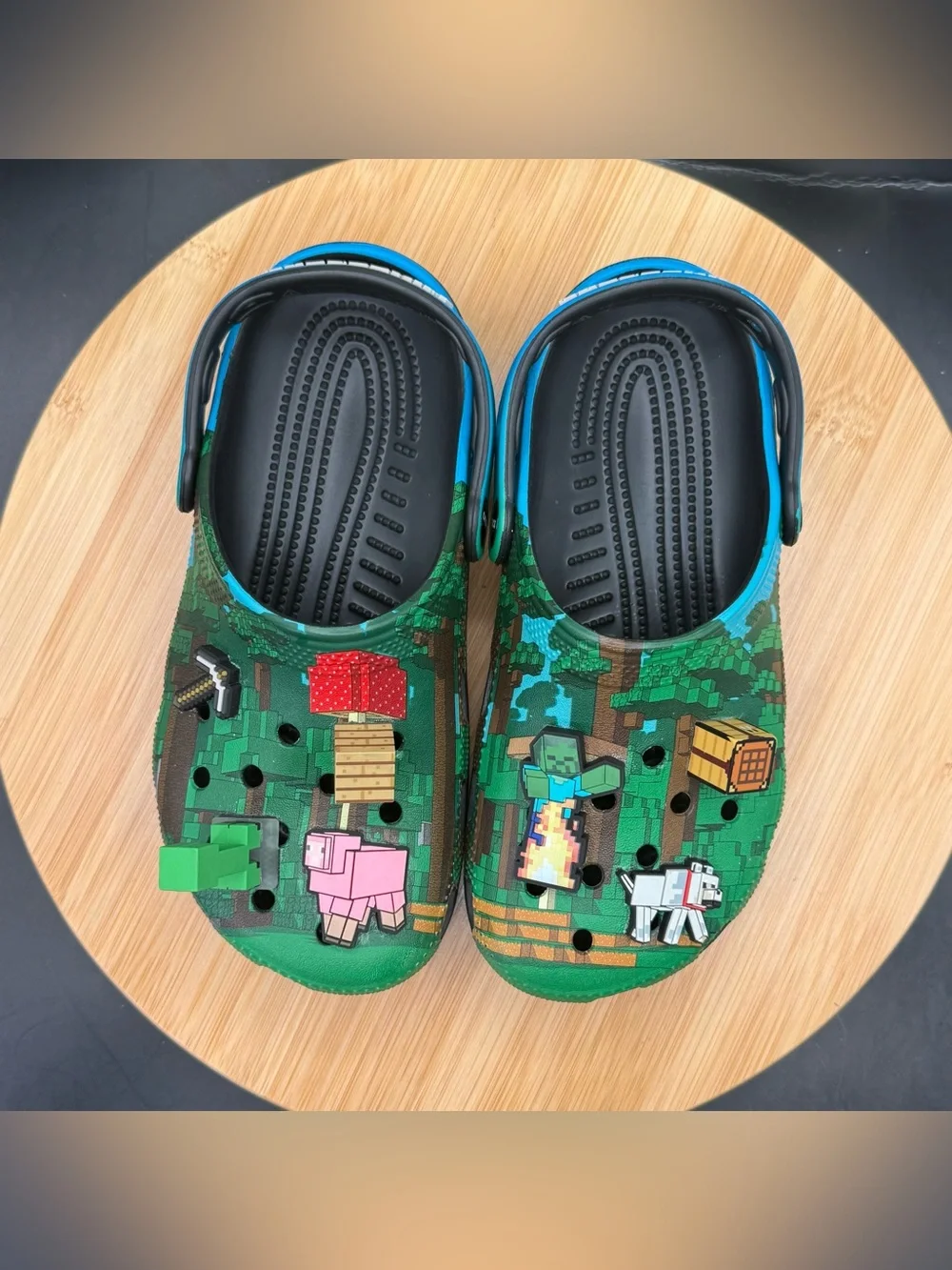Minecraft x Crocs Classic Clog Green / Multicolor Kids Size J3
